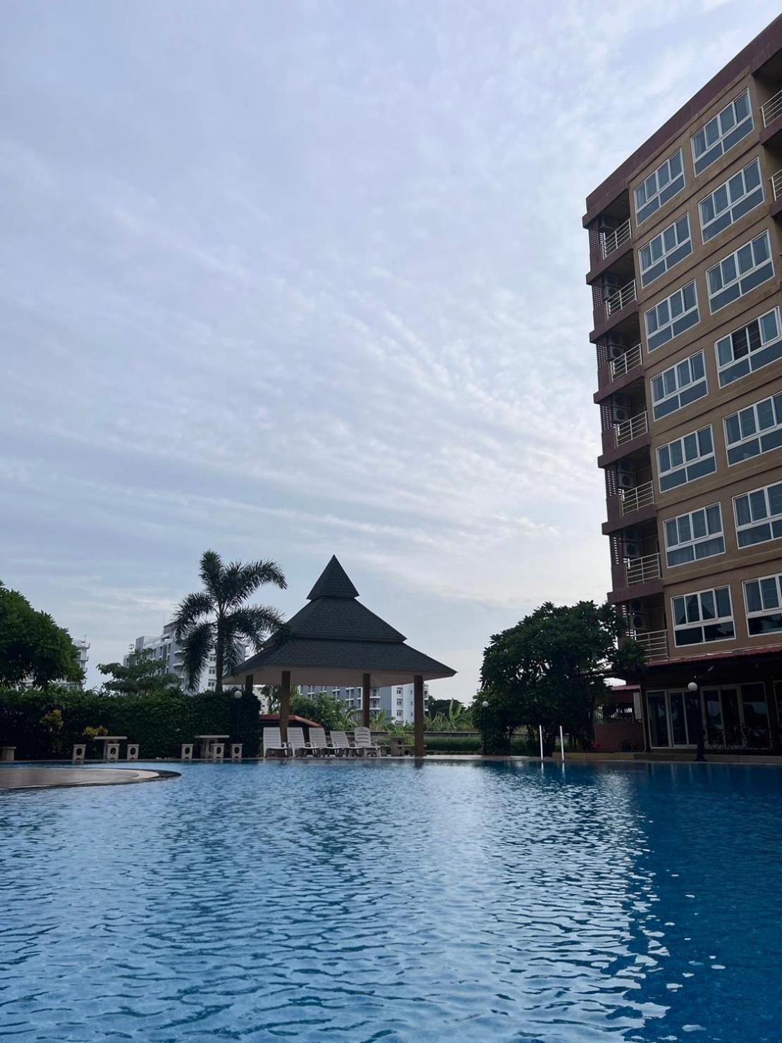 H2Do Hotel Ban Khlong Sanam Phli Extérieur photo